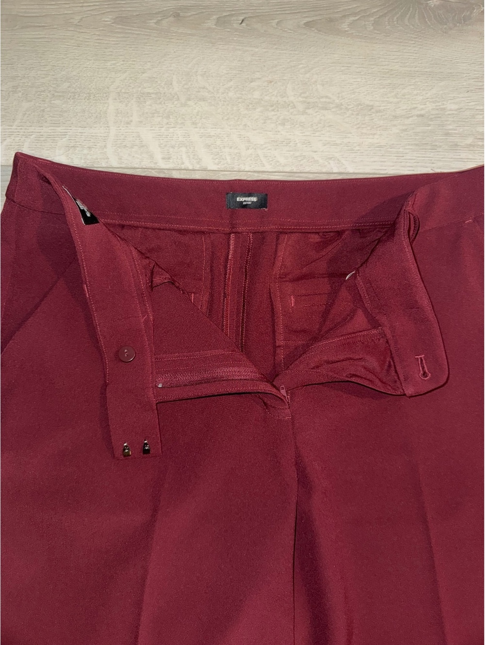 Women’s Express Burgundy Mid Rise Relaxed Trousers Size 14 - Picture 3 of 6
